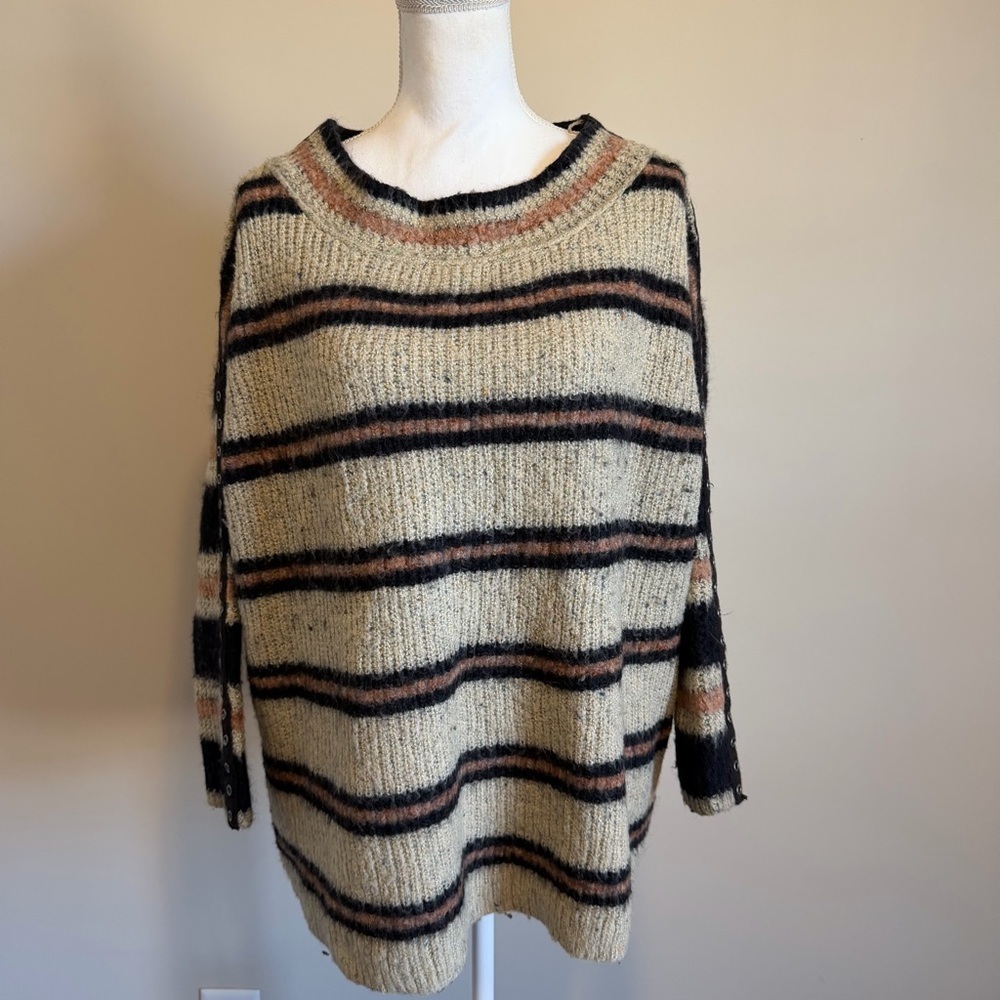 NWOT Free People Oversized slouchy Tunic Pullover Sweater womens size XS - Picture 6 of 11